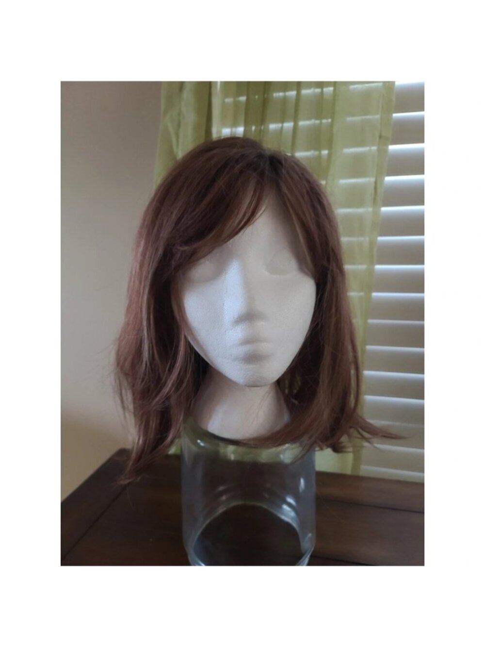 Women’s Short Layered Synthetic Wig with Side Bangs - Chestnut Brown